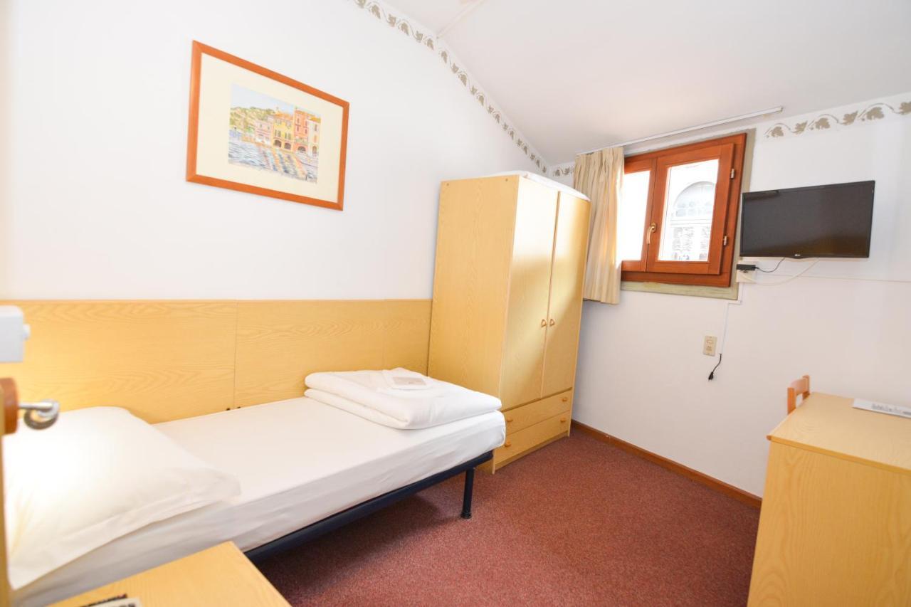 Hotel Modena Old Town Malcesine Luaran gambar