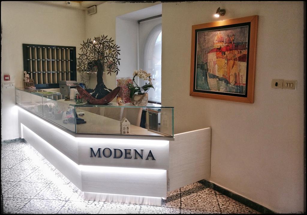 Hotel Modena Old Town Malcesine Luaran gambar