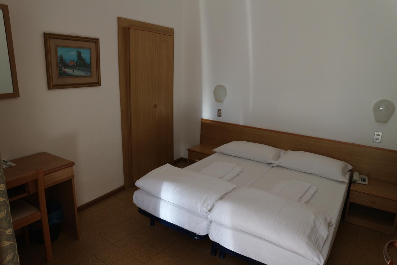 Hotel Modena Old Town Malcesine Luaran gambar