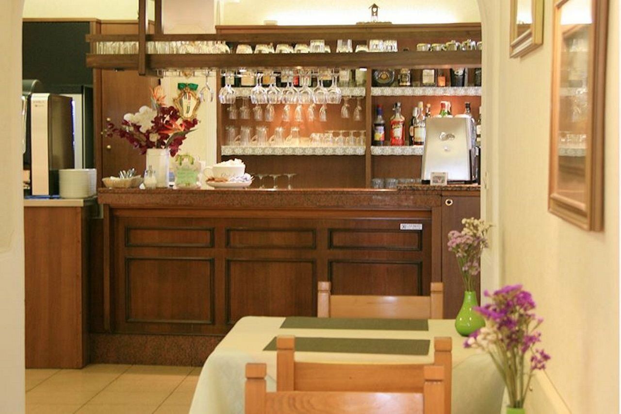Hotel Modena Old Town Malcesine Luaran gambar