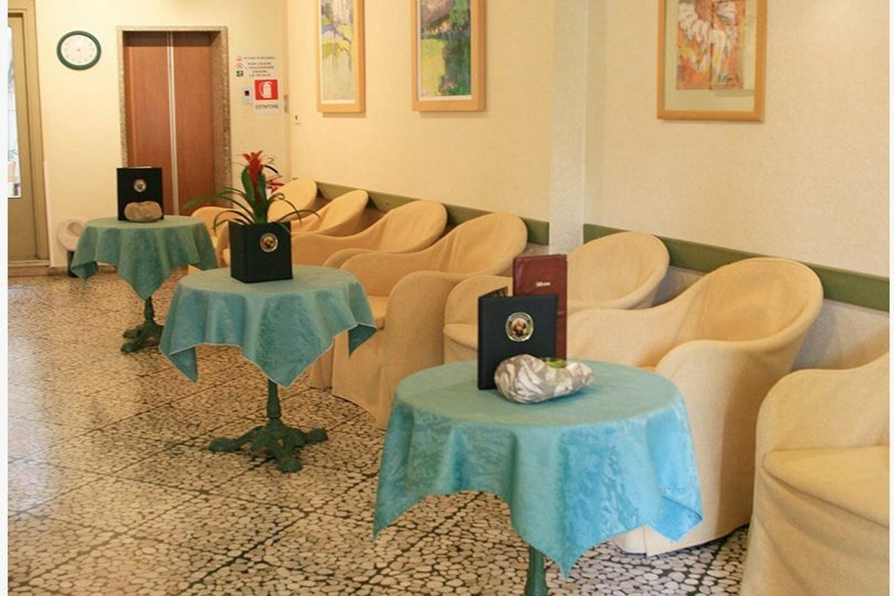 Hotel Modena Old Town Malcesine Luaran gambar