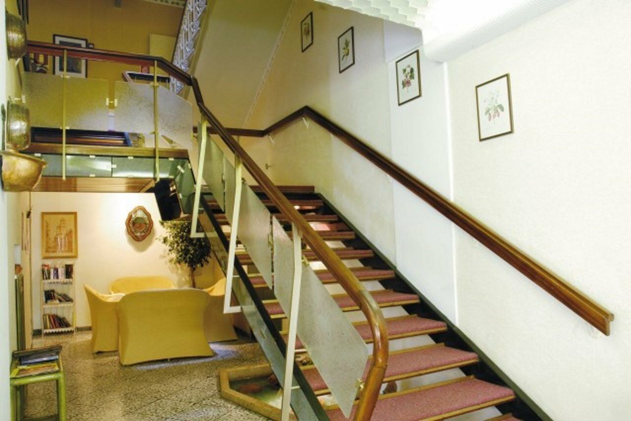Hotel Modena Old Town Malcesine Luaran gambar